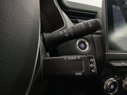 Voitures D'occasion À Faches Thumesnil | Renault Captur 1.3 Tce Mild Hybrid 140Ch Techno