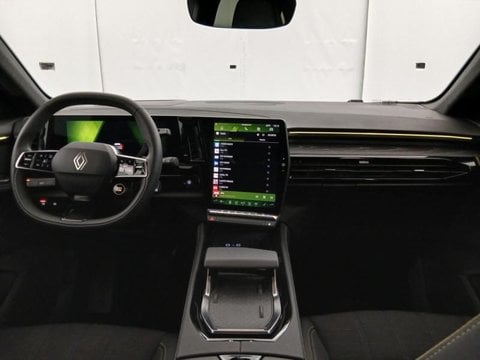 Voitures D'occasion À Faches Thumesnil | Renault Austral 1.2 E-Tech Full Hybrid 200Ch Iconic- 24