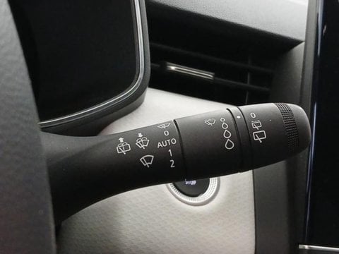 Voitures D'occasion À Faches Thumesnil | Renault Clio 1.6 E-Tech Hybride 145Ch Techno