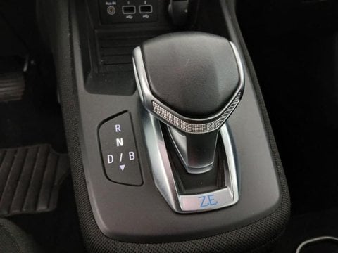 Voitures D'occasion À Faches Thumesnil | Renault Zoe Life Charge Normale R110 - 20