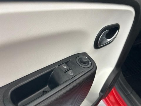 Voitures D'occasion À Faches Thumesnil | Renault Twingo E-Tech Electric Zen R80 Achat Intégral ...