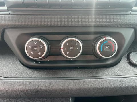Voitures D'occasion À Faches Thumesnil | Renault Trafic Combi L1 2.0 Blue Dci 150Ch S&S Zen 8 Pl...