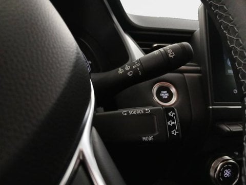 Voitures D'occasion À Faches Thumesnil | Renault Captur 1.6 E-Tech Hybride 145Ch Evolution