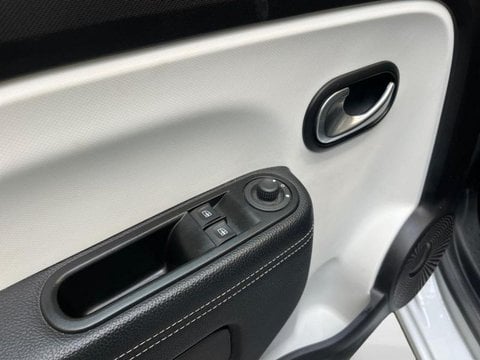 Voitures D'occasion À Faches Thumesnil | Renault Twingo 0.9 Tce 95Ch Intens