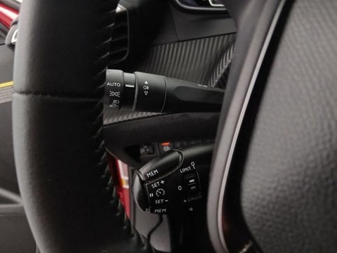 Voitures D'occasion À Faches Thumesnil | Peugeot 2008 1.2 Puretech 100Ch S&S Allure