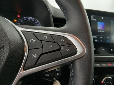 Voitures D'occasion À Faches Thumesnil | Renault Clio 1.0 Tce 90Ch Zen -21