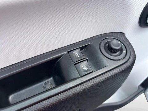 Voitures D'occasion À Faches Thumesnil | Renault Twingo E-Tech Electric Zen R80 Achat Intégral ...