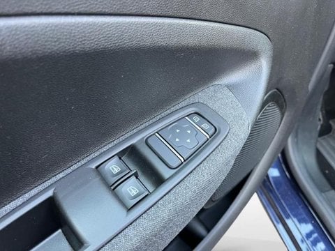 Voitures D'occasion À Faches Thumesnil | Renault Zoe E-Tech Evolution Charge Normale R110 Achat ...