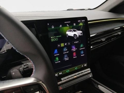 Voitures D'occasion À Faches Thumesnil | Renault Austral 1.2 E-Tech Full Hybrid 200Ch Techno Esp...