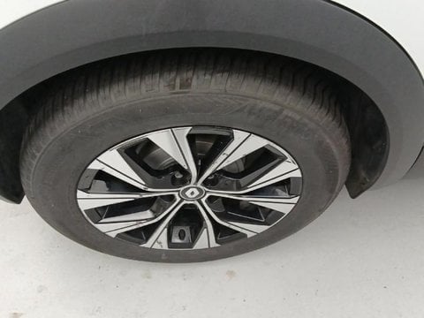 Voitures D'occasion À Faches Thumesnil | Renault Captur 1.6 E-Tech Hybride 145Ch Evolution