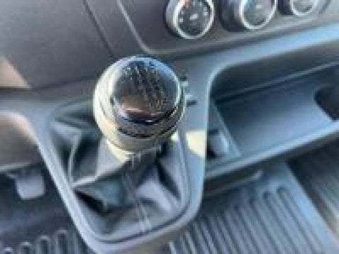 Voitures D'occasion À Faches Thumesnil | Renault Master Fg F3500 L3H3 2.3 Blue Dci 135Ch Confort...