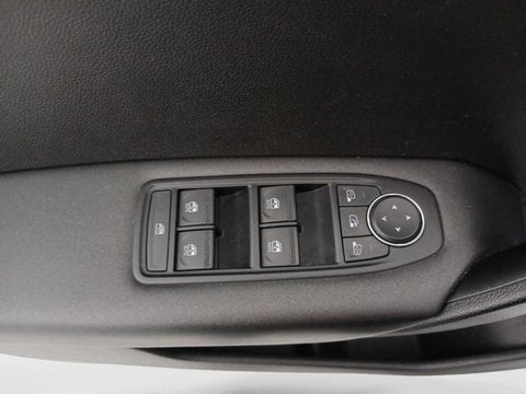 Voitures D'occasion À Faches Thumesnil | Renault Captur 1.6 E-Tech Hybride 145Ch Evolution