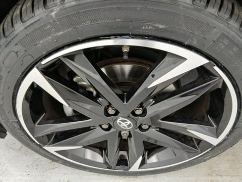 Voitures D'occasion À Faches Thumesnil | Toyota C-Hr 2.0 Hybride 184Ch Gr Sport E-Cvt