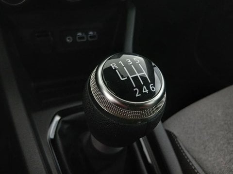 Voitures D'occasion À Faches Thumesnil | Renault Clio 1.0 Tce 90Ch Evolution - 24