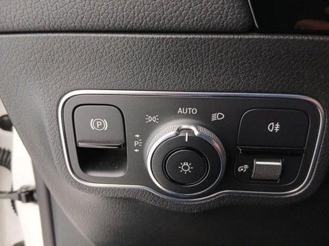 Voitures D'occasion À Faches Thumesnil | Mercedes-Benz Classe B 180D 116Ch Progressive Line Edit...