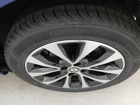 Voitures D'occasion À Faches Thumesnil | Renault Clio 1.0 Tce 90Ch Intens -21N