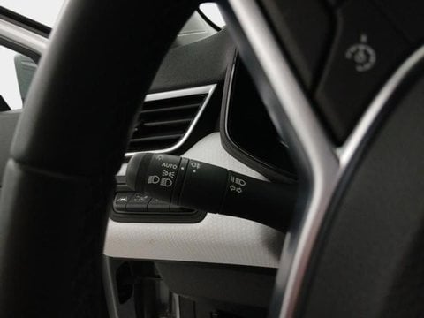Voitures D'occasion À Faches Thumesnil | Renault Clio 1.6 E-Tech Hybride 145Ch Evolution