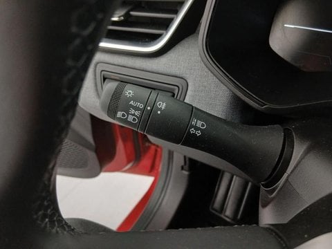 Voitures D'occasion À Faches Thumesnil | Renault Clio 1.0 Tce 90Ch Evolution - 24