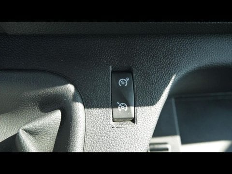 Voitures D'occasion À Faches Thumesnil | Renault Master Benne Rj3500 L2 Porte À Faux Court 2.3 ...
