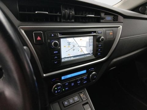 Voitures D'occasion À Faches Thumesnil | Toyota Auris Hsd 136H Style