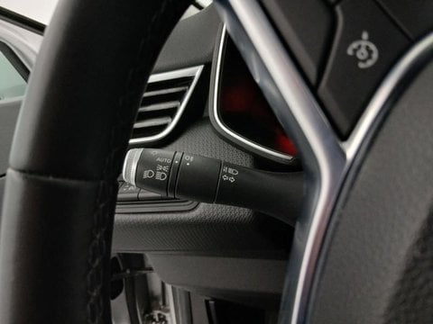 Voitures D'occasion À Faches Thumesnil | Renault Clio 1.0 Tce 100Ch Zen - 20