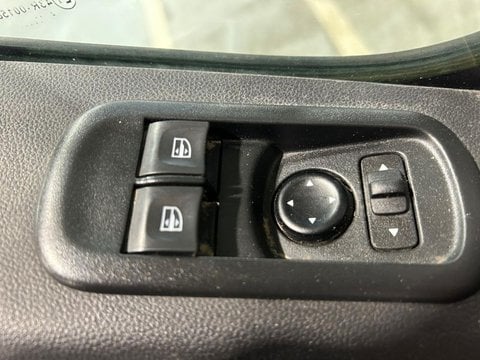 Voitures D'occasion À Faches Thumesnil | Renault Master Benne Rj3500 L2 Porte À Faux Court 2.3 ...