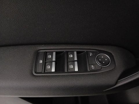 Voitures D'occasion À Faches Thumesnil | Renault Captur 1.3 Tce Mild Hybrid 140Ch Techno