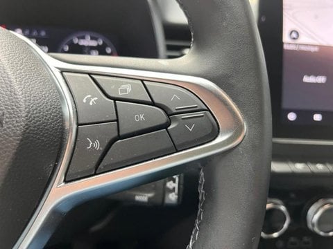 Voitures D'occasion À Faches Thumesnil | Renault Clio 1.0 Tce 90Ch Techno