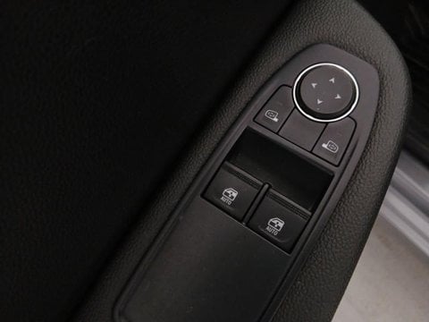 Voitures D'occasion À Faches Thumesnil | Renault Clio 1.0 Tce 90Ch Equilibre