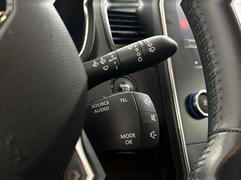 Voitures D'occasion À Faches Thumesnil | Renault Scénic Scenic 1.3 Tce 140Ch Fap Limited Edc