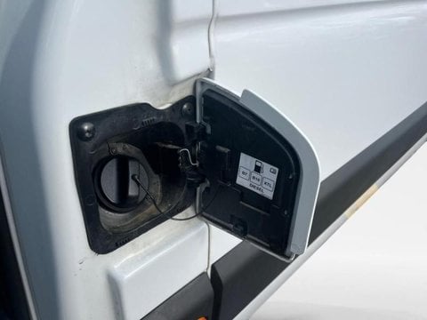 Voitures D'occasion À Faches Thumesnil | Renault Master Fg F3500 L3H3 2.3 Blue Dci 135Ch Confort...