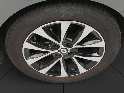 Voitures D'occasion À Faches Thumesnil | Renault Clio 1.0 Tce 90Ch Techno