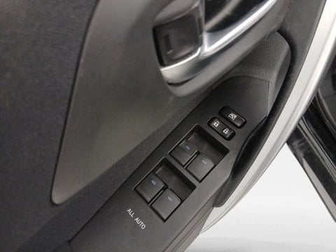 Voitures D'occasion À Faches Thumesnil | Toyota Auris Hsd 136H Style