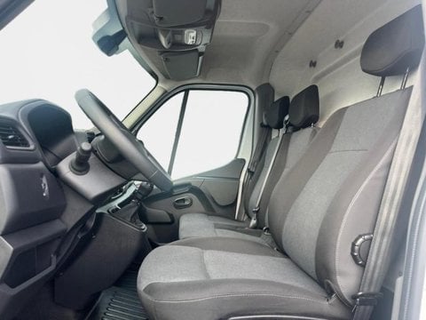 Voitures D'occasion À Faches Thumesnil | Renault Master Fg F3500 L2H2 2.3 Blue Dci 135Ch Confort...