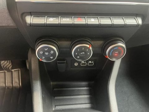 Voitures D'occasion À Faches Thumesnil | Renault Clio 1.5 Dci 100Ch Evolution - 25