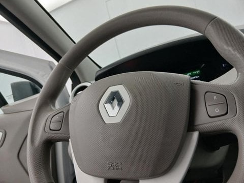 Voitures D'occasion À Faches Thumesnil | Renault Zoe Life Charge Normale R90 Achat Intégral My19