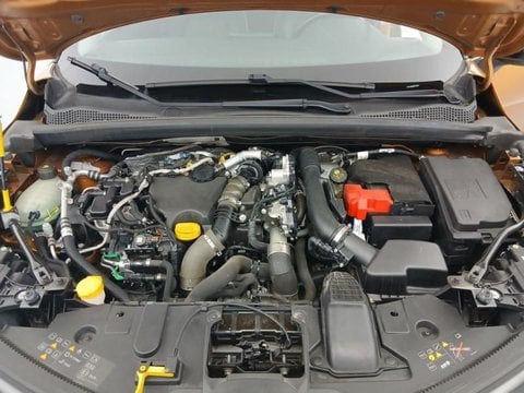 Voitures D'occasion À Faches Thumesnil | Renault Captur 1.5 Blue Dci 115Ch Intens