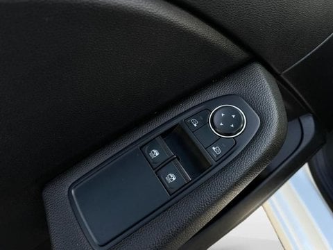 Voitures D'occasion À Faches Thumesnil | Renault Clio 1.0 Tce 90Ch Business -21N