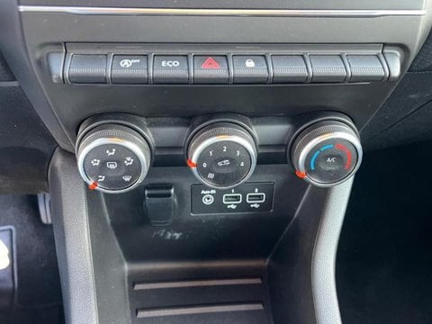 Voitures D'occasion À Faches Thumesnil | Renault Clio 1.0 Tce 90Ch Business -21N