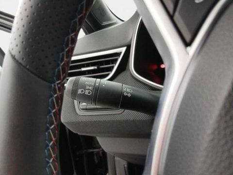 Voitures D'occasion À Faches Thumesnil | Renault Clio 1.6 E-Tech 145Ch Full Hybrid Esprit Alpine