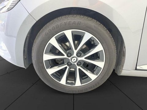 Voitures D'occasion À Faches Thumesnil | Renault Clio 1.0 Tce 90Ch Techno