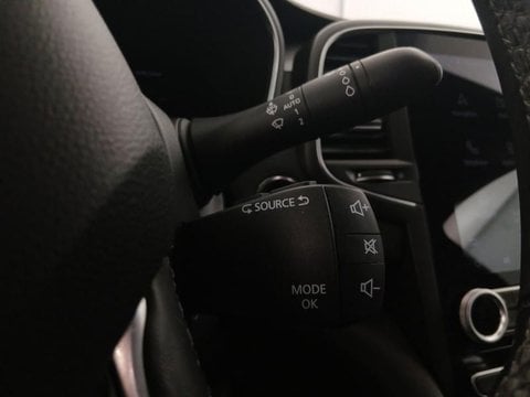 Voitures D'occasion À Faches Thumesnil | Renault Talisman 2.0 Blue Dci 160Ch Intens Edc E6D-Full