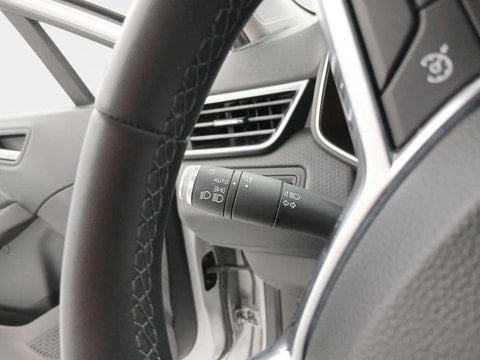 Voitures D'occasion À Faches Thumesnil | Renault Clio 1.0 Sce 75Ch Business