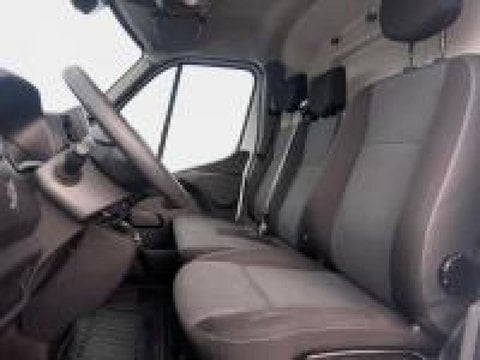 Voitures D'occasion À Faches Thumesnil | Renault Master Fg F3300 L2H2 2.3 Blue Dci 135Ch Confort...