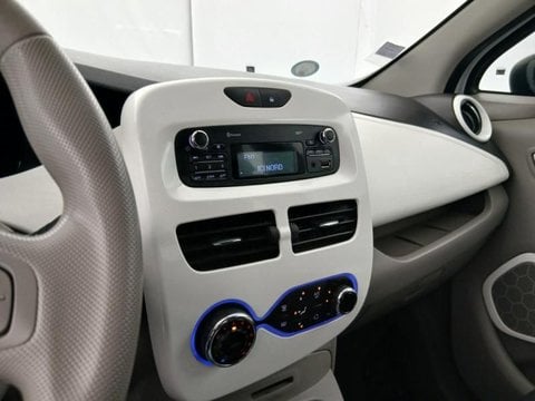 Voitures D'occasion À Faches Thumesnil | Renault Zoe Life Charge Normale R90 Achat Intégral My19