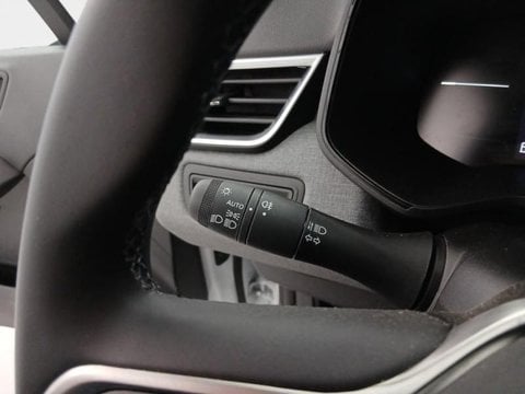 Voitures D'occasion À Faches Thumesnil | Renault Clio 1.5 Blue Dci 100Ch Evolution - 24