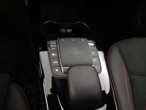 Voitures D'occasion À Faches Thumesnil | Mercedes-Benz Cla Shooting Brake 200 163Ch Amg Line 7G-...