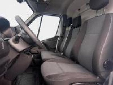 Voitures D'occasion À Faches Thumesnil | Renault Master Fg F3300 L2H2 2.3 Blue Dci 135Ch Confort...