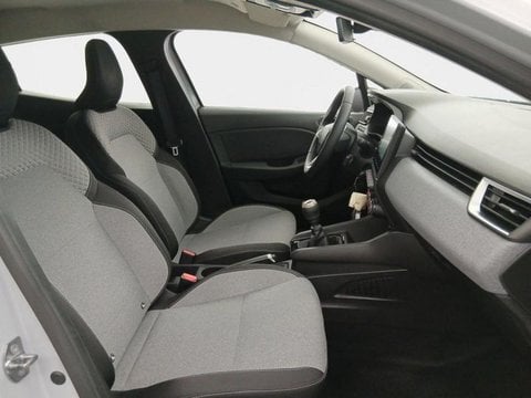 Voitures D'occasion À Faches Thumesnil | Renault Clio 1.5 Blue Dci 100Ch Evolution - 24