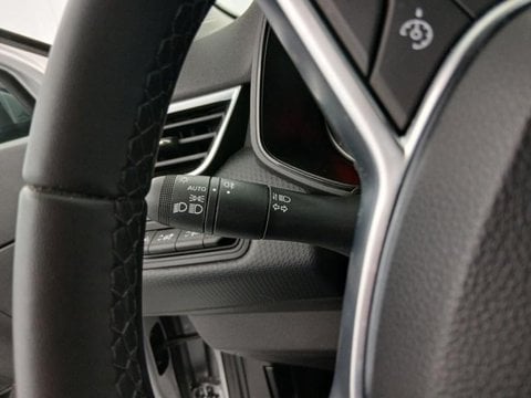 Voitures D'occasion À Faches Thumesnil | Renault Clio 1.0 Tce 90Ch Equilibre